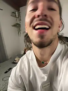 Valentino Xander online show from 02-13-26, 04:41