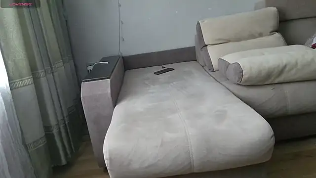 MilaaMilaa online show from 11-12-25, 04:13