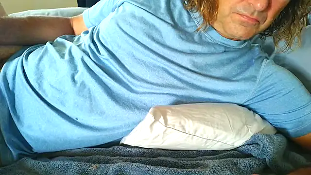 Snapshot of costanza7070 chatting on 10-20-25, 11:27 costanza7070 online show from 10-20-25, 11:27