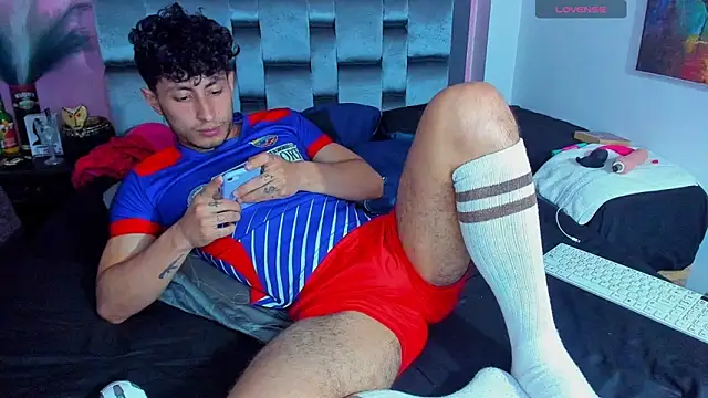 Piggy Eddy online show from 01-07-25, 01:49