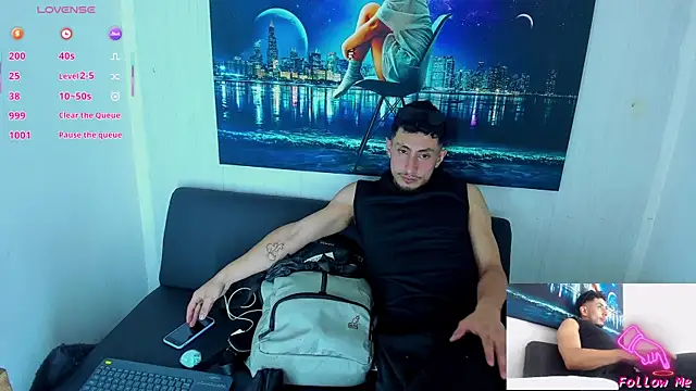 Piggy Eddy online show from 10-10-25, 09:14