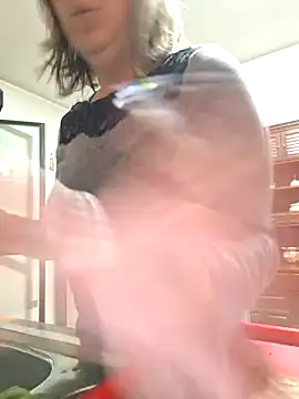 Snapshot of Mara-24 chatting on 12-01-24, 10:43 Mara-24 online show from 12-01-24, 10:43