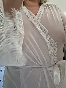 Snapshot of Mara-24 chatting on 01-02-25, 12:13 Mara-24 online show from 01-02-25, 12:13