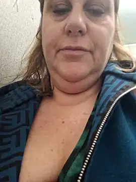 Snapshot of Mara-24 chatting on 02-08-25, 02:49 Mara-24 online show from 02-08-25, 02:49