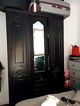 Snapshot of bigbootyboohle chatting on 02-09-25, 12:52 bigbootyboohle online show from 02-09-25, 12:52