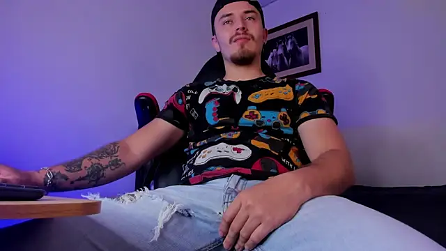 james connor2 online show from 01-05-25, 05:41