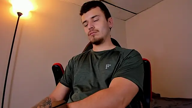 james connor2 online show from 03-06-25, 06:48