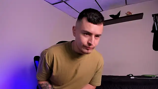 james connor2 online show from 12-17-25, 07:31