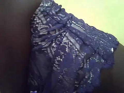 Snapshot of sweety2_ chatting on 02-08-25, 07:37 sweety2 online show from 02-08-25, 07:37