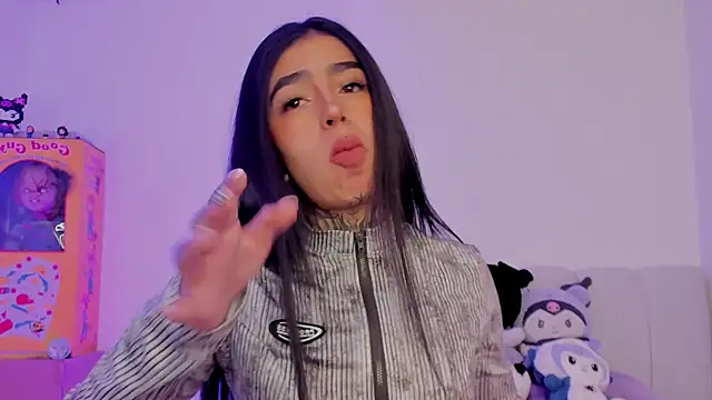 shadowcatt  online show from 10-18-25, 05:14