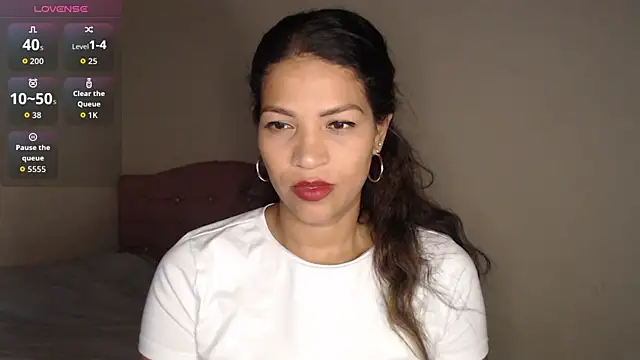 makennaa  online show from 12-03-25, 09:18