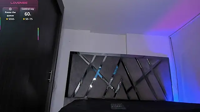 samaay07  online show from 11-22-25, 02:54