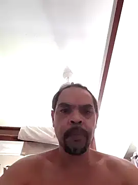 Snapshot of Wazz_Handsome chatting on 12-05-24, 04:20 Wazz Handsome online show from 12-05-24, 04:20