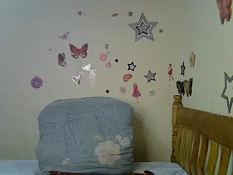 Pretty tiffany online show from 03-19-25, 11:17