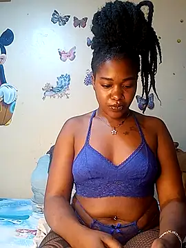 Pretty tiffany online show from 09-18-25, 10:12