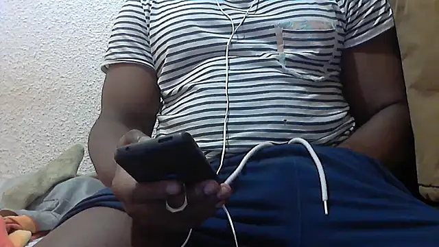 mmoiblack online show from 10-23-25, 01:43