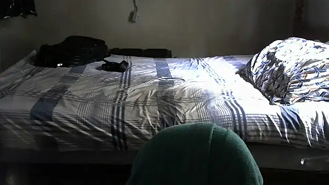 RenziTatte online show from 03-13-25, 07:17