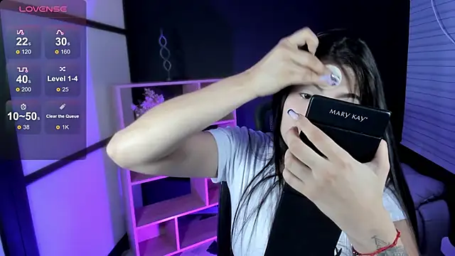 Snapshot of TifanyWhite_ chatting on 12-05-24, 09:28 TifanyWhite online show from 12-05-24, 09:28