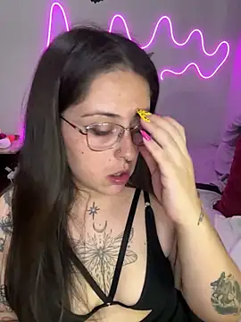 Mizztikaa online show from 01-29-25, 05:09