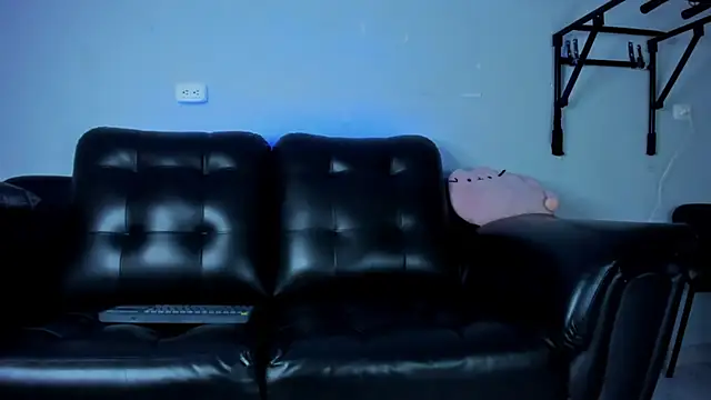 Rob saenz  online show from 02-19-25, 01:39