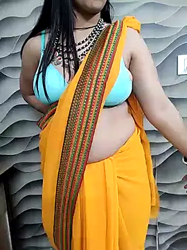 Snapshot of Diya_Chopra chatting on 12-24-24, 10:55 Diya Chopra online show from 12-24-24, 10:55