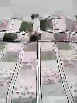 Snapshot of Diya_Chopra chatting on 01-12-25, 04:10 Diya Chopra online show from 01-12-25, 04:10