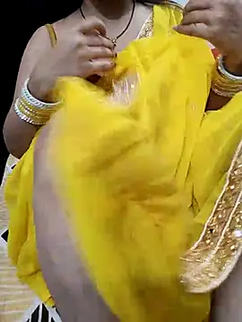 Snapshot of Diya_Chopra chatting on 03-03-25, 07:54 Diya Chopra online show from 03-03-25, 07:54