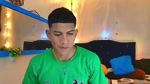 Damian latinxxx online show from 02-14-25, 03:11