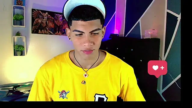 Damian latinxxx online show from 03-18-25, 01:32