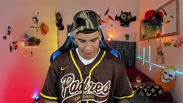 Damian latinxxx online show from 11-07-25, 03:17