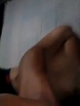 Snapshot of Insciavel01 chatting on 10-26-25, 01:11 Insciavel01 online show from 10-26-25, 01:11