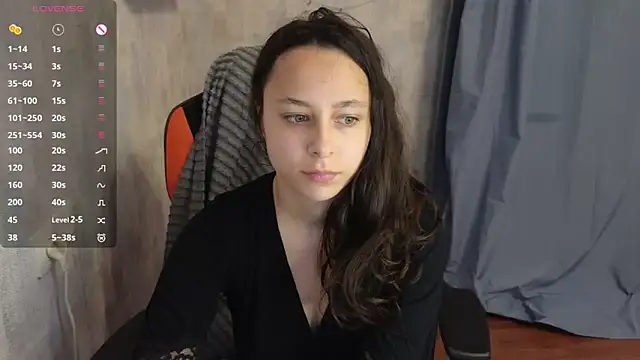 Snapshot of Agatha_Sade chatting on 09-16-25, 02:07 Agatha Sade online show from 09-16-25, 02:07