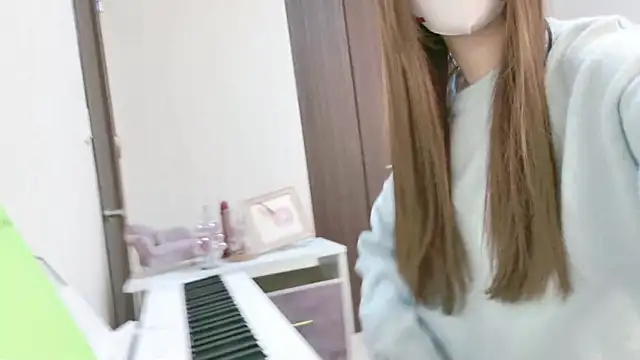 -SHINON- online show from 12-24-24, 02:44