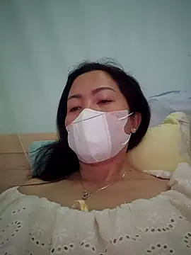 Baby-sexytits18 online show from 10-28-25, 11:18