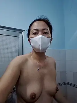 Baby-sexytits18 online show from 11-05-25, 11:38