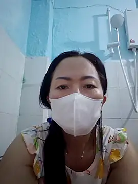 Baby-sexytits18 online show from 11-11-25, 11:49