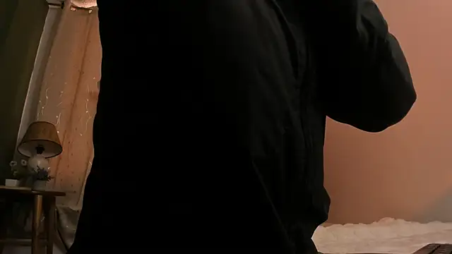 Zara dulce online show from 10-11-25, 12:04