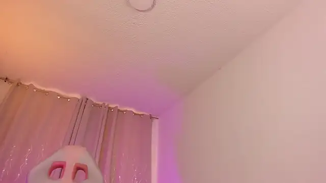 Zara dulce online show from 03-20-26, 11:59