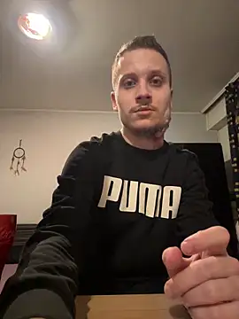 Snapshot of BWC69_69_69 chatting on 12-22-24, 10:47 BWC69 69 69 online show from 12-22-24, 10:47