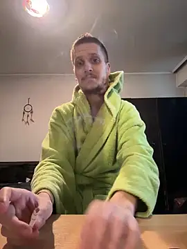 Snapshot of BWC69_69_69 chatting on 12-24-24, 09:50 BWC69 69 69 online show from 12-24-24, 09:50