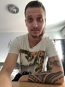 Snapshot of BWC69_69_69 chatting on 02-06-25, 12:26 BWC69 69 69 online show from 02-06-25, 12:26