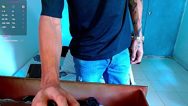 bray hotboy777 online show from 02-19-25, 05:27