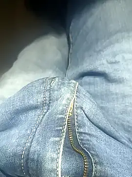 Snapshot of franko1987 chatting on 01-17-25, 07:08 franko1987 online show from 01-17-25, 07:08