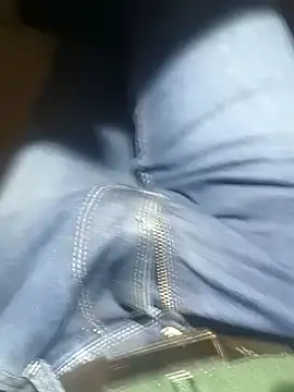 Snapshot of franko1987 chatting on 02-06-25, 05:46 franko1987 online show from 02-06-25, 05:46