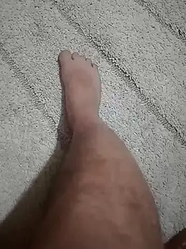 Snapshot of franko1987 chatting on 02-15-25, 04:03 franko1987 online show from 02-15-25, 04:03