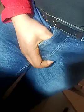 Snapshot of franko1987 chatting on 03-02-25, 06:59 franko1987 online show from 03-02-25, 06:59