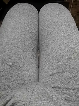 Snapshot of franko1987 chatting on 02-04-26, 03:34 franko1987 online show from 02-04-26, 03:34