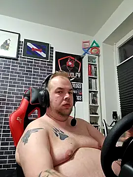 PupW0lfy online show from 01-06-25, 04:55