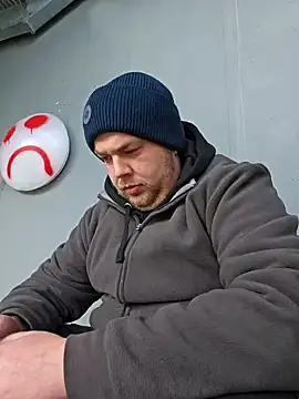 PupW0lfy online show from 01-07-25, 11:26