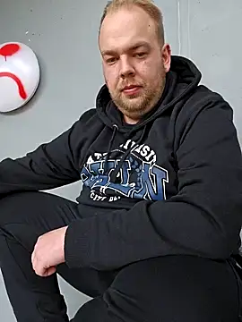 PupW0lfy online show from 01-09-25, 11:36